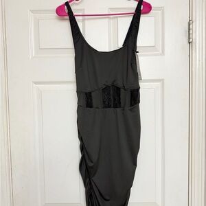 Black Sleeveless Ruched Midi Dress